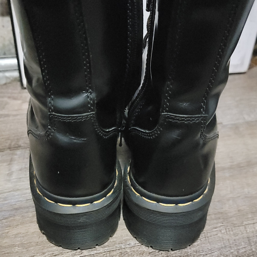Jadon Doc Martens!